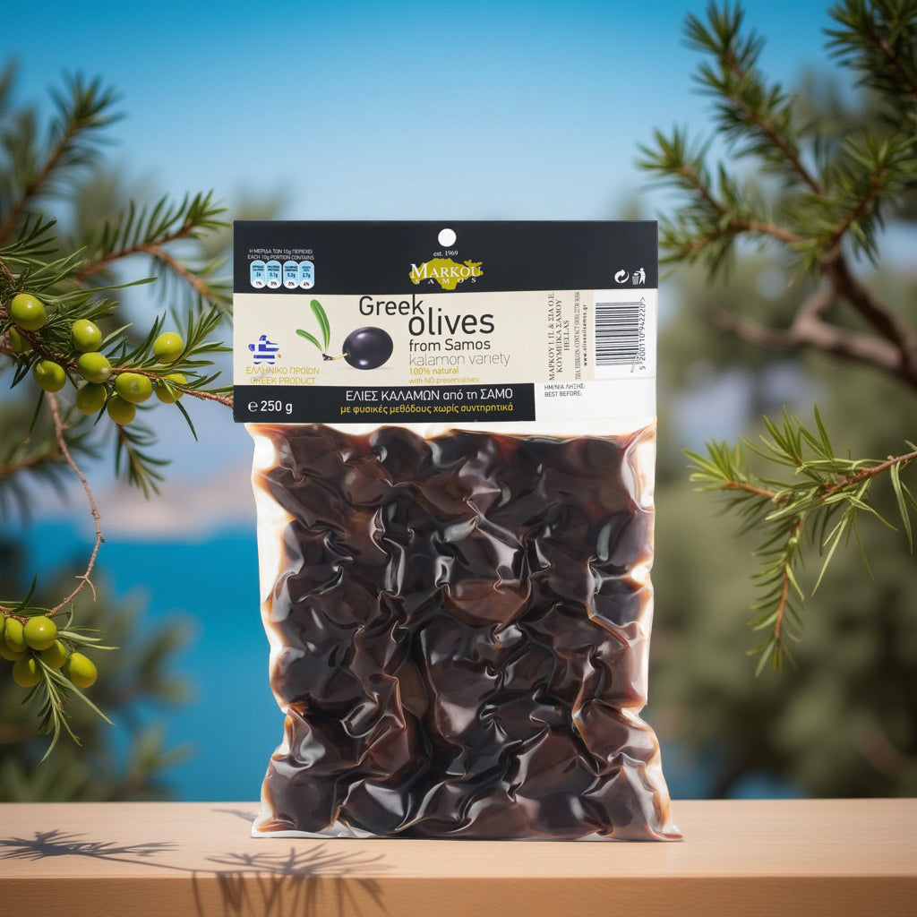 Hand-picked Green and Kalamon Olives with Oregano and Chili Flakes
