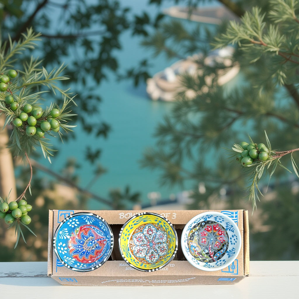 Handgemaakte & Handbeschilderde Keramieken Schaaltjes uit Rhodos (Set van 3) – 2