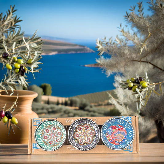 Handgemaakte & Handbeschilderde Keramieken Schaaltjes uit Rhodos (Set van 3) – 3